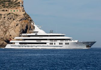 Boadicea Yacht Charter in Sardinia