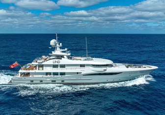 Lind Yacht Charter in South Pacific