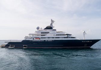 Octopus Yacht Charter in French Polynesia