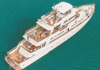 Sea Breeze III Yacht Charter in South Pacific
